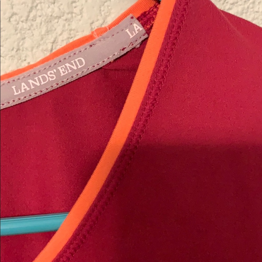 Lands End women’s short sleeve T-shirt - Picture 3 of 5